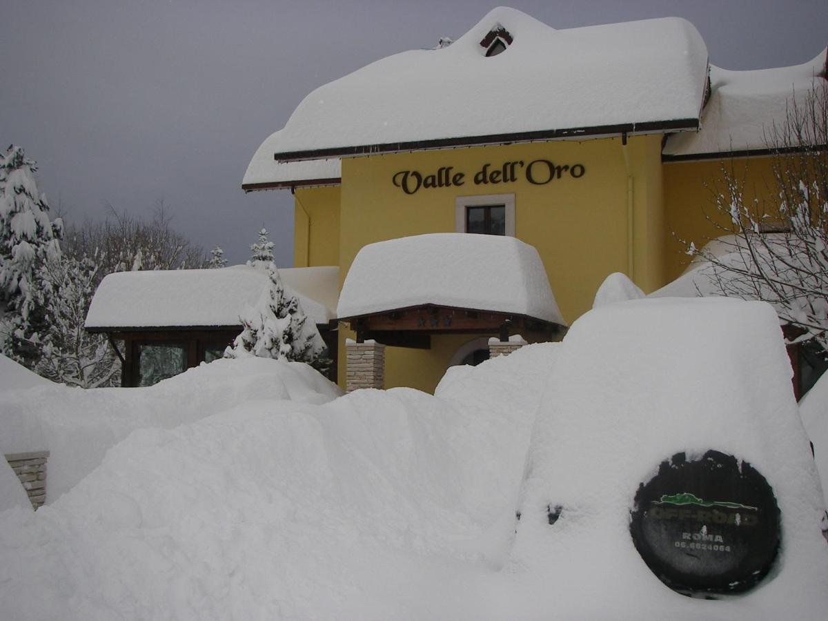 Hotel Valle Dell' Oro Pescasseroli Exterior photo